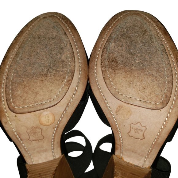 ST5 BCBG Maxazria Black Strappy heels Size 7B - Picture 9 of 9